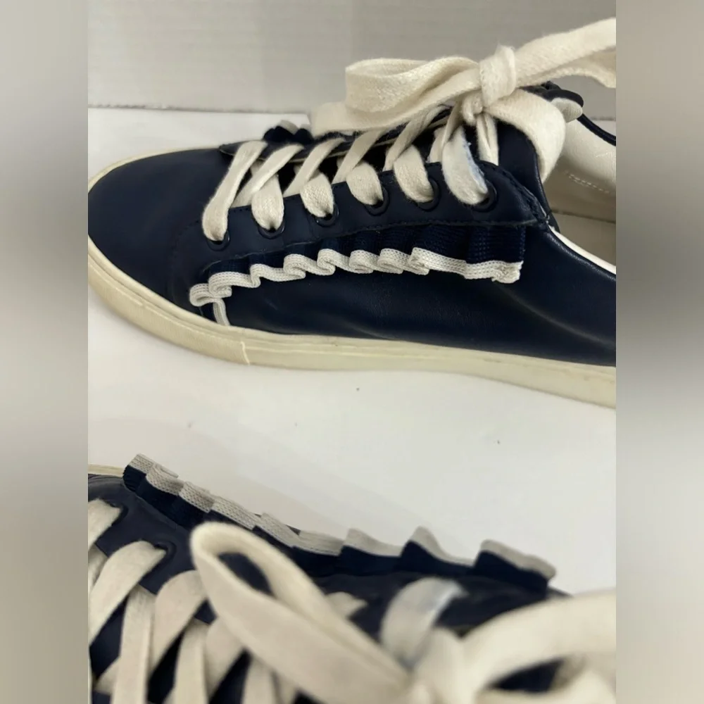 Tory Sport Blue Leather Ruffle Sneakers 36558 Size 9.5